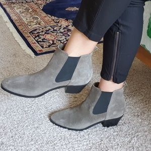 Marc Fischer Jayli Chelsea Pull on boots sz 9